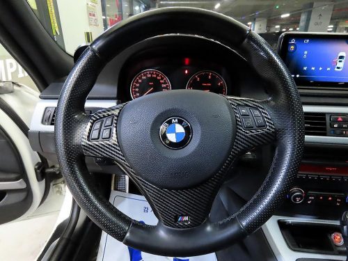BMW 3시리즈 (E90) 320d 세단 사진 8