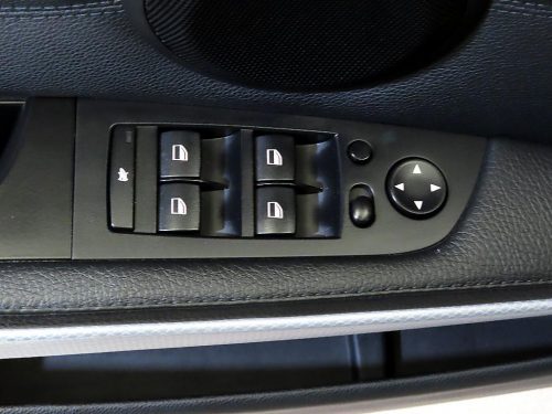 BMW 3시리즈 (E90) 320d 세단 사진 13