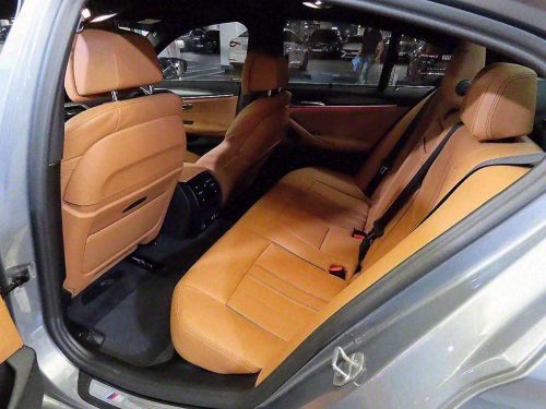 BMW 5시리즈 (G30) 520i M 스포츠 사진 모두보기