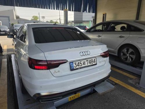 아우디 A4 (B9) 40 TFSI 프리미엄 사진 2