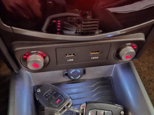 KG모빌리티(쌍용) 티볼리 가솔린 2WD 1.6 LX 사진 모두보기