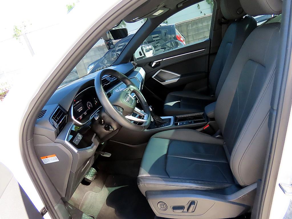 아우디 Q3 (F3) 35 TDI 사진 5
