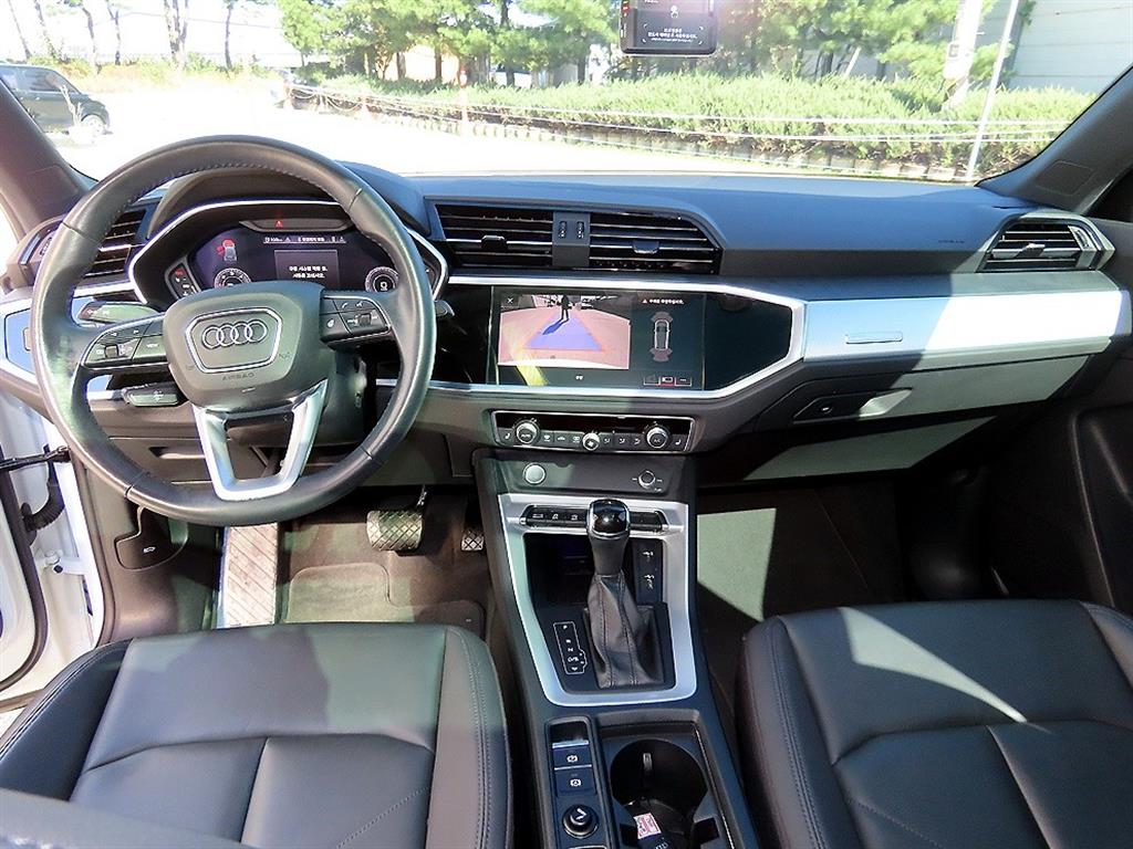 아우디 Q3 (F3) 35 TDI 사진 7