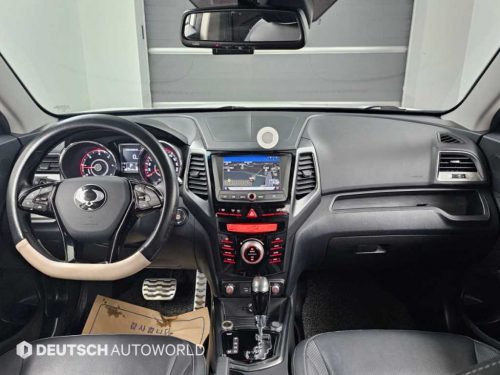 KG모빌리티(쌍용) 티볼리 디젤 2WD 1.6 LX 사진 모두보기