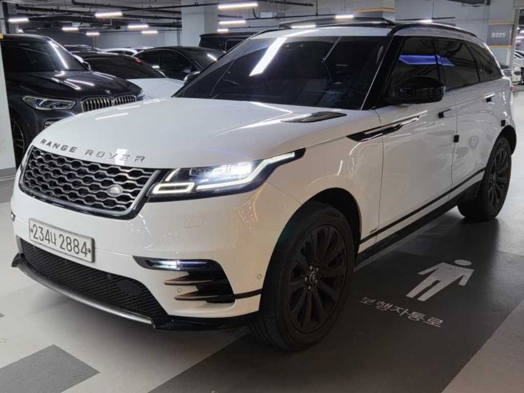 랜드로버 레인지로버 벨라 2.0 D240 R-다이나믹 SE 사진 1