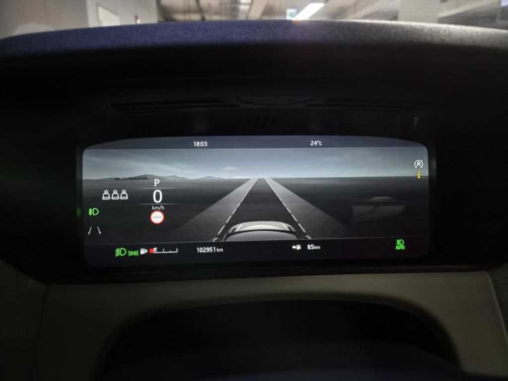 랜드로버 레인지로버 벨라 2.0 D240 R-다이나믹 SE 사진 12
