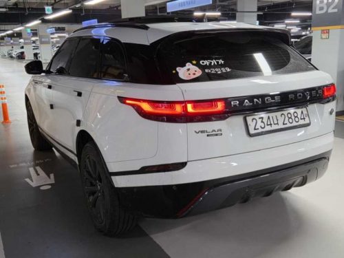 랜드로버 레인지로버 벨라 2.0 D240 R-다이나믹 SE 사진 3