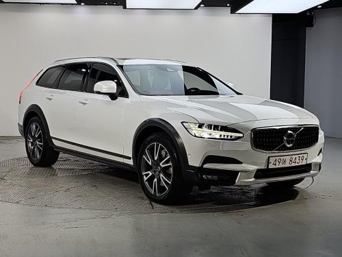 볼보 V90 크로스컨트리 D5 AWD 사진 2
