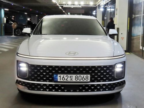 현대 그랜저 (GN7) 가솔린 2.5 2WD 사진 2