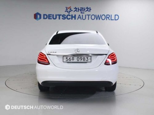 벤츠 C클래스 W205 C200 d 사진 4