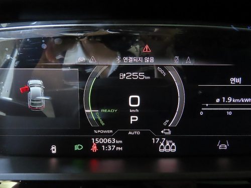 아우디 e-트론 50 콰트로 스포트백 사진 9