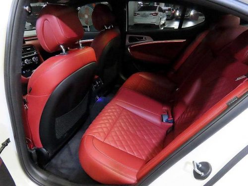 제네시스 더 뉴 G70 가솔린 2.0T 4WD 사진 모두보기