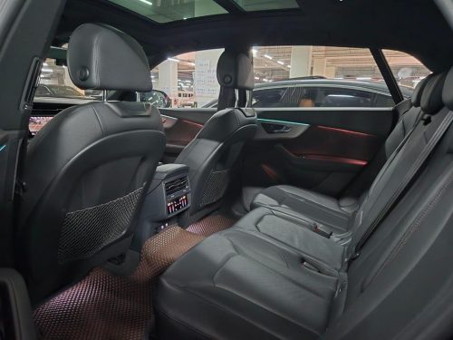 아우디 Q8 45 TDI 콰트로 프리미엄 사진 16