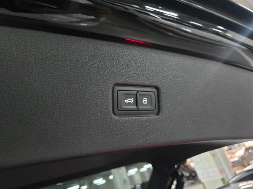 아우디 Q8 45 TDI 콰트로 프리미엄 사진 18