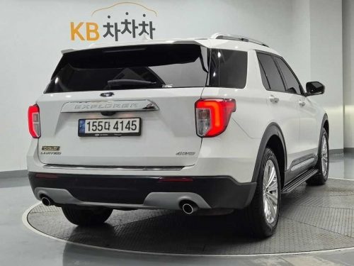 포드 익스플로러 6세대 2.3 AWD 리미티드 사진 3