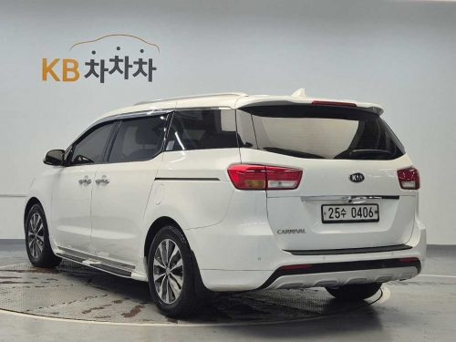 기아 올 뉴 카니발 디젤 9인승 럭셔리 사진 2