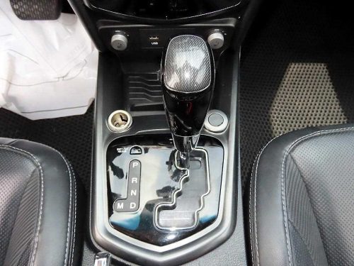 KG모빌리티(쌍용) 티볼리 가솔린 2WD 1.6 LX 사진 10