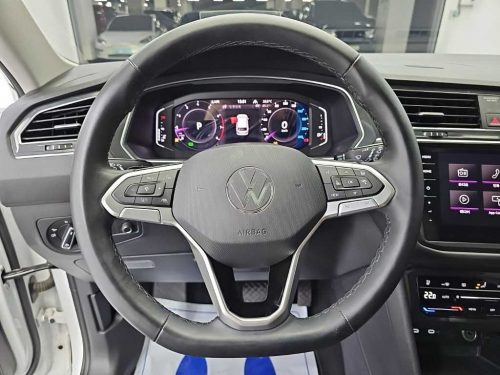 폭스바겐 티구안 올스페이스 2.0 TSI 프레스티지 사진 9