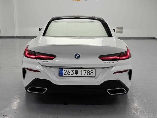 BMW 8시리즈 (G15) 840d xDrive M 스포츠 그란쿠페 사진 3