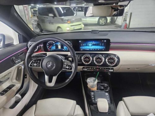 벤츠 A클래스 W177 A220 세단 사진 5