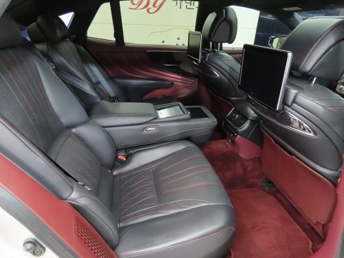 렉서스 LS500h 3.5 플래티넘 AWD 사진 8