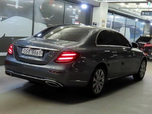 벤츠 E-클래스 W213 E300 익스클루시브 사진 4