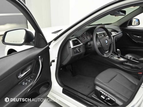 BMW 3시리즈 (F30) 320d 사진 11