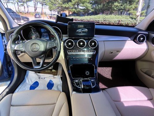벤츠 C클래스 W205 C200 d 사진 7