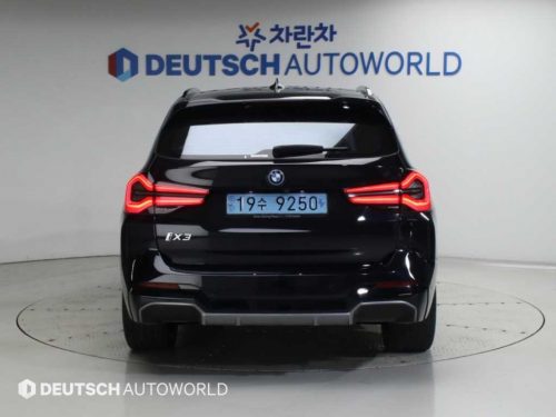 BMW iX3 M 스포츠 사진 모두보기