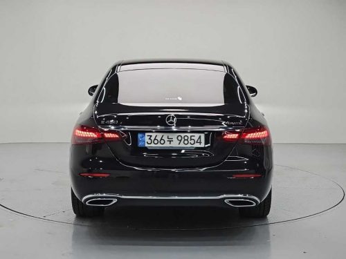 벤츠 E-클래스 W213 E350 4MATIC 익스클루시브 사진 3