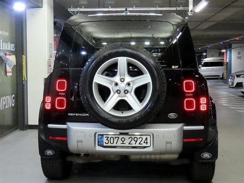 랜드로버 디펜더 (L663) 110 D250 SE 사진 5