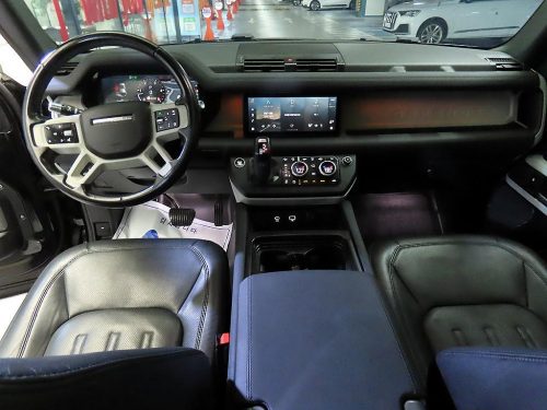 랜드로버 디펜더 (L663) 110 D250 SE 사진 10