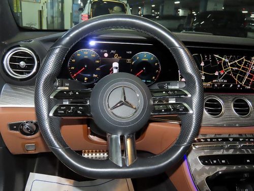 벤츠 E-클래스 W213 E350 4MATIC AMG LINE 사진 8