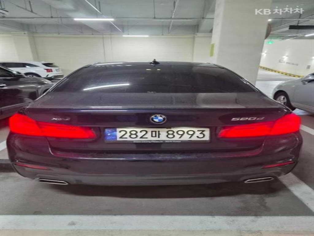 차량사진 2