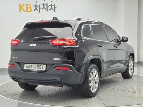 지프 체로키(KL) 2.4 론지튜드 AWD 사진 4