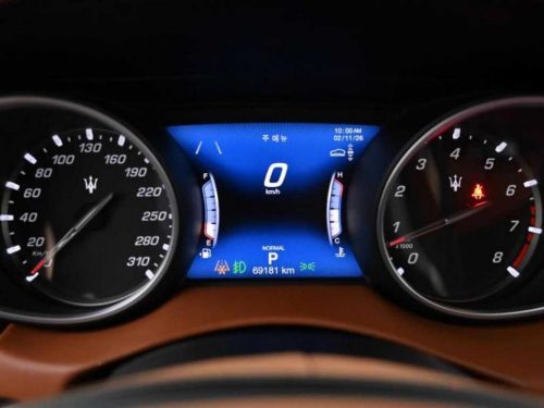 마세라티 르반떼 3.0 AWD 그란 루쏘 사진 9