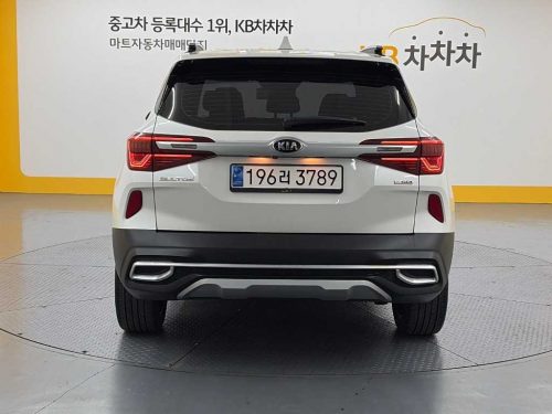 기아 셀토스 가솔린 1.6 터보 2WD 사진 3