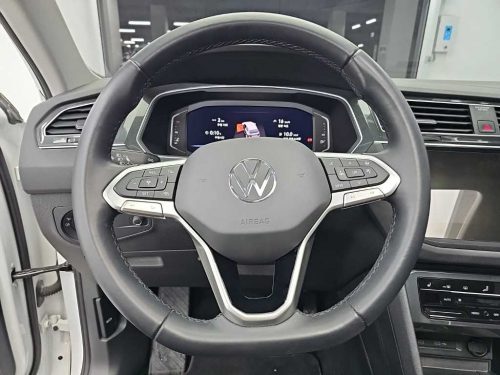 폭스바겐 티구안(2세대) 2.0 TDI 프레스티지 사진 9