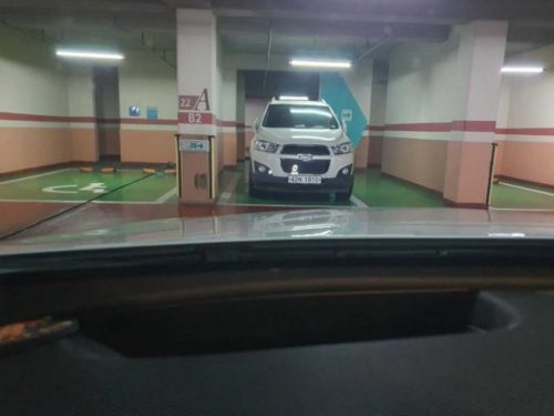 벤츠 E-클래스 W213 E220d 아방가르드 사진 6