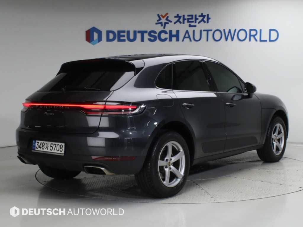 차량사진 2