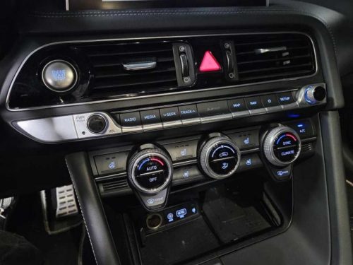 제네시스 G70 3.3T 스포츠 AWD 사진 8
