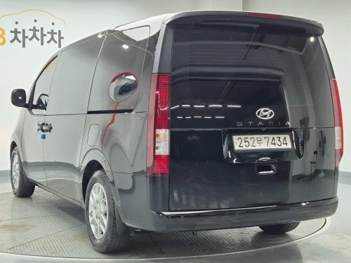 현대 스타리아 2WD 디젤 투어러 모던 사진 2