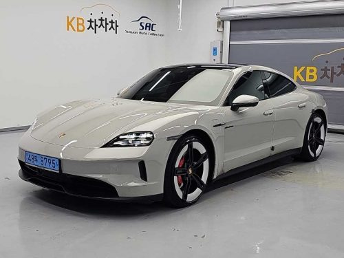 포르쉐 타이칸 4S