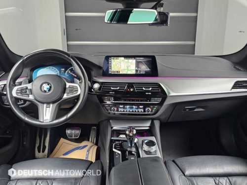 BMW 5시리즈 (G30) 520d M 스포츠 플러스 사진 모두보기