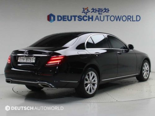 벤츠 E-클래스 W213 E300 4MATIC 익스클루시브 사진 2