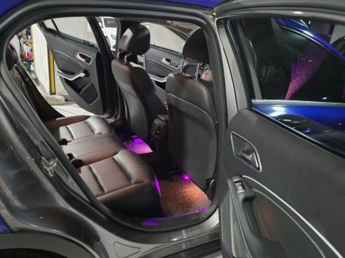 벤츠 GLA클래스 X156 GLA200 D 사진 18