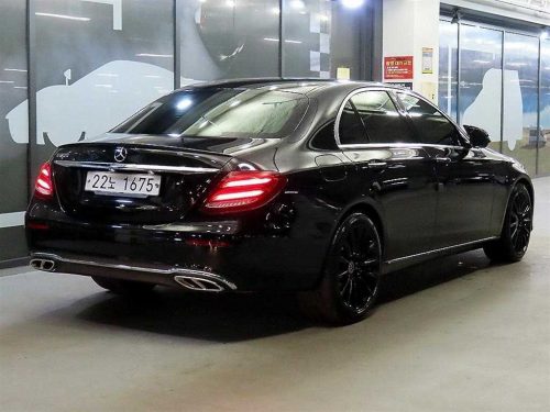 벤츠 E-클래스 W213 E300 아방가르드 사진 4