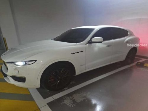 마세라티 르반떼 3.0 AWD 그란 루쏘 사진 2