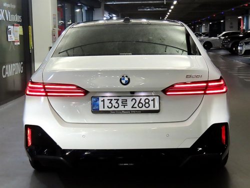 BMW 5시리즈 (G60) 520i 사진 5