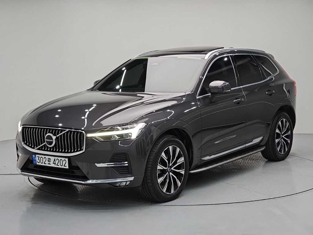 볼보 XC60(2세대) B6 AWD 얼티메이트 브라이트